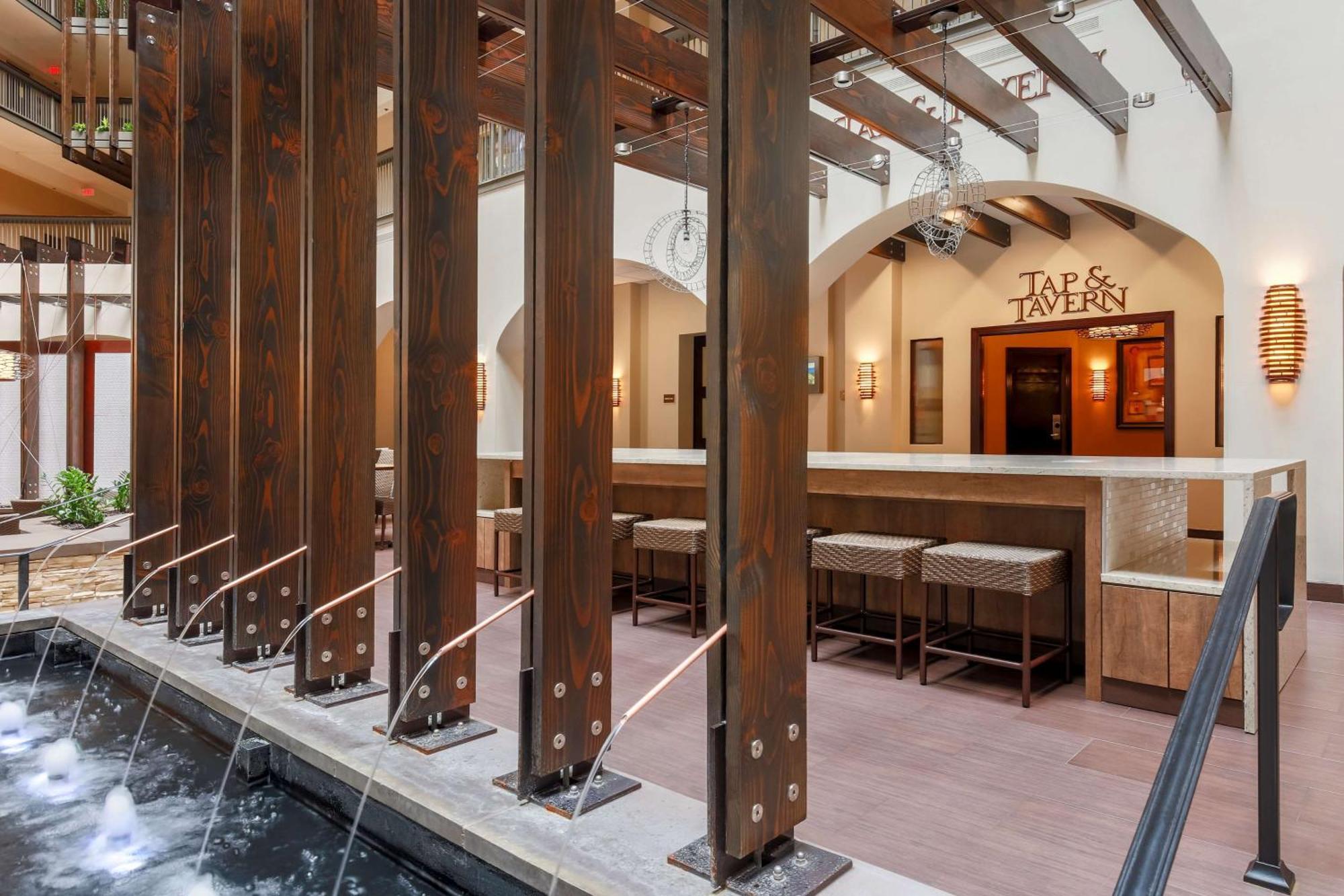 Embassy Suites By Hilton Dallas-Love Field Luaran gambar