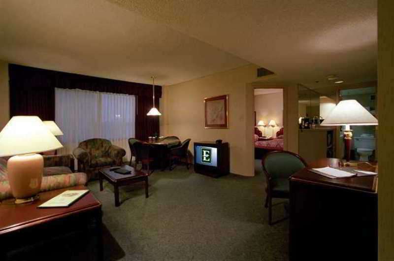 Embassy Suites By Hilton Dallas-Love Field Bilik gambar